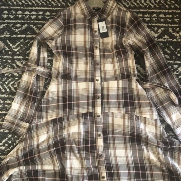 Dress - Picture 6 of 6